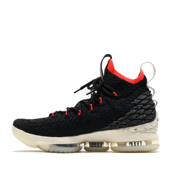WOMEN'S NIKE LEBRON 15 - Picture 3 of 8